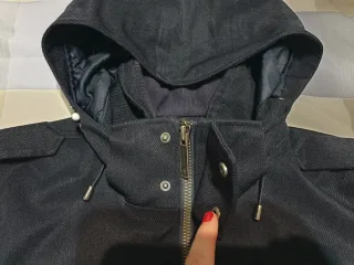 Chaqueta Quechua Azul con Capucha