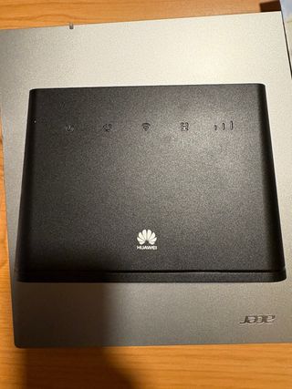 Router Huawei Negro