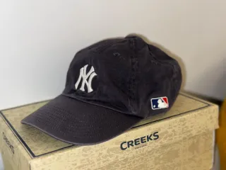 Gorra New Era Yankees Negra Vintage año 2004