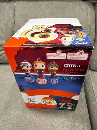 Caja Kinder Joy Stranger Things