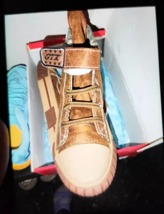 Botas niño marrones talla 33