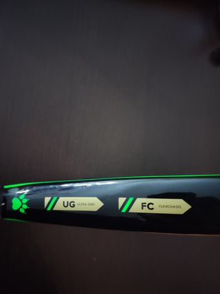 Pala Padel Kelme Bear Casi Nueva