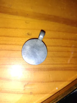 Colgante celta plateado y negro