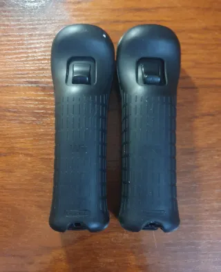 5 Mandos Wii Motion Plus Negros