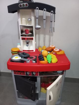Cocinita Smoby Roja y Gris