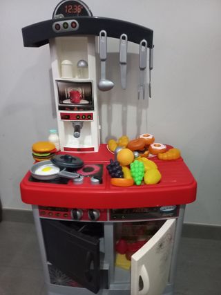 Cocinita Smoby Roja y Gris