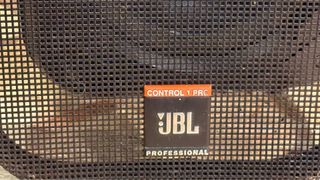 Par de Colunas JBL Control 1 Pro