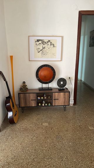 se alquila habitación o piso compartido