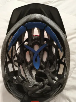 Casco de Bicicleta Bell Negro y Rojo