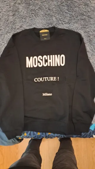 Jersey Moschino (NUEVO)(ORIGINAL)