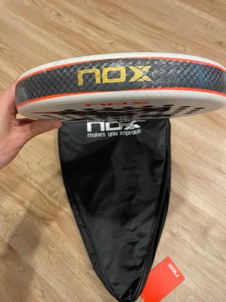 Pala de pádel NOX ML10 Quantum