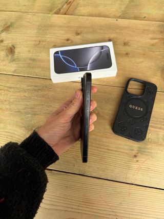 iPhone 16 Pro 256GB Nero