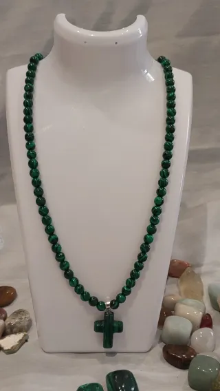 Collar Malaquita Natural Cruz 6mm