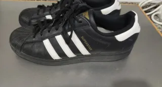 Adidas Superstar Negras Talla 42