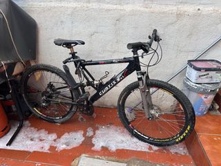 Bicicleta de montaña Curtis