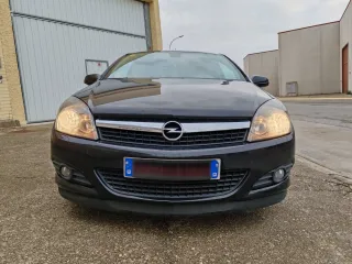 Opel Astra GTC Sport 1.9cdti 150cv