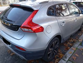 Volvo V40 2017