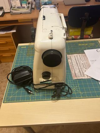 Máquina de coser Lervia eléctrica