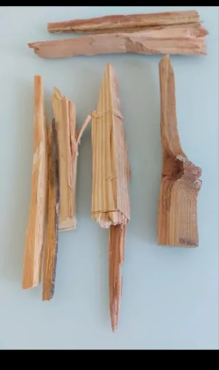 ASTILLAS RESINOSAS PARA ENCENDIDO RÁPIDO (TEAS)