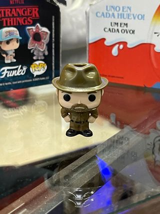 Figura Funko Pop Hopper Kinder Joy Stranger Things