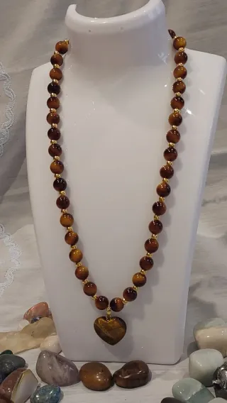 Collar Ojo de Tigre Corazón 8mm