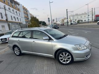 Toyota Avensis 2004