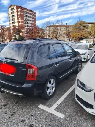 KIA Carens 2008 se vende o se cambia