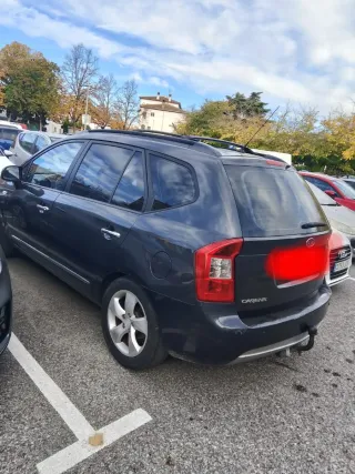 KIA Carens 2008 se vende o se cambia