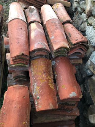 Teja árabe de barro excelente estado y limpias