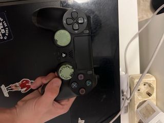 PS4 (PlayStation 4) Negra