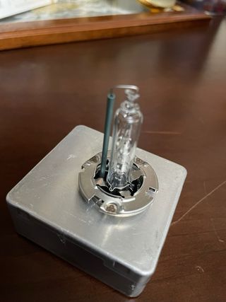 Bombilla faro xenón para coche