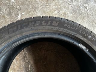 Neumático Michelin 225/45ZR17 pilot Sport