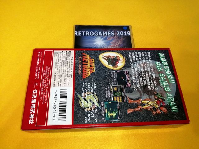 SUPER METROID + CARD NINTENDO SUPER FAMICOM / SNES