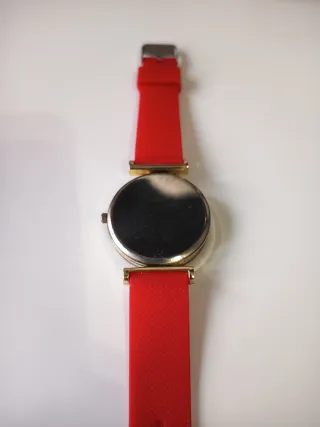 Reloj Carolina Herrera Rojo y Dorado