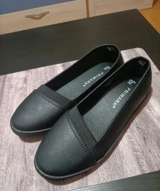 Merceditas negras Primark