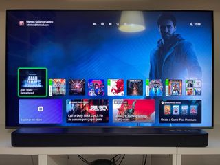 TV Samsung QLED 50” + Barra de Sonido Sony