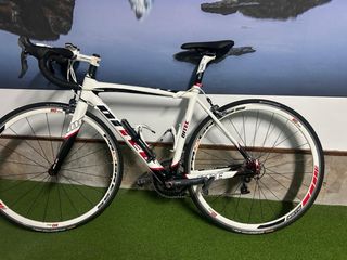 Bicicleta de carretera / Triathlon.