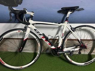 Bicicleta de carretera / Triathlon.