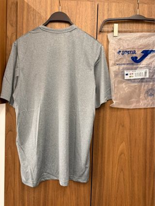 Camiseta técnica Joma hombre gris