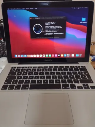 MacBook Pro 8.1 Intel Core i5 2.3 Ghz