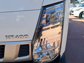 Nissan NT400 35.13/3 Comfort Cabina Abatible Larga chasis