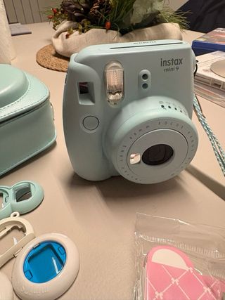 Cámara Fujifilm Instax Mini 9 + Accesorios