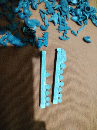 Warhammer 40k piezas sueltas