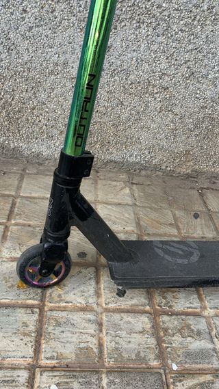 Patín profesional arcoíris