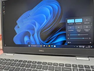 Portátil Dell Inspiron 5593 i3