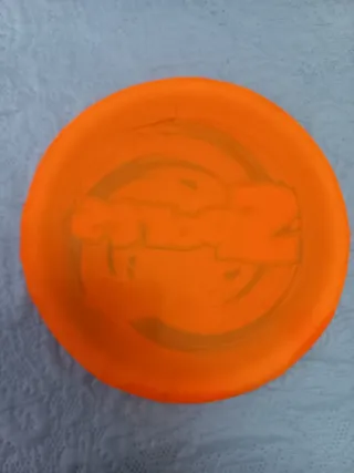 Juguetes: Frisbee y peonza luminosa