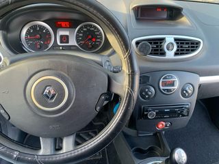 Renault Clio 2010