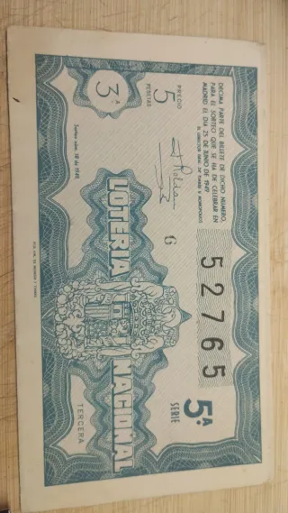 Billetes y monedas antiguos