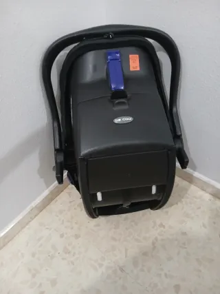 Coche trio, compuesto de capota,silla paseo y gr 0