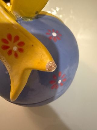 Huevo de cerámica decorado